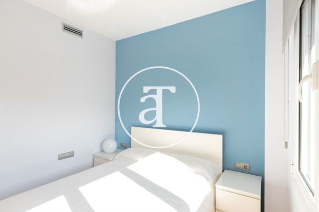 Monthly rental apartment with 3 bedroom next to the Hospital Clinic 18
