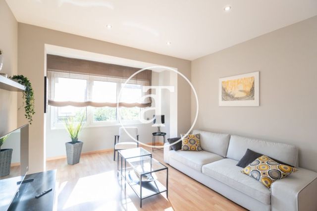 Monthly rental apartment with 3 bedroom next to the Hospital Clinic