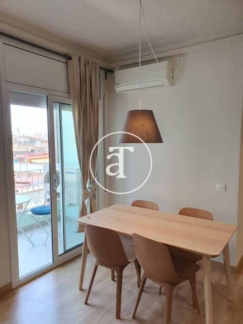 Comfortable and bright furnished apartment in Eixample Dreta 5