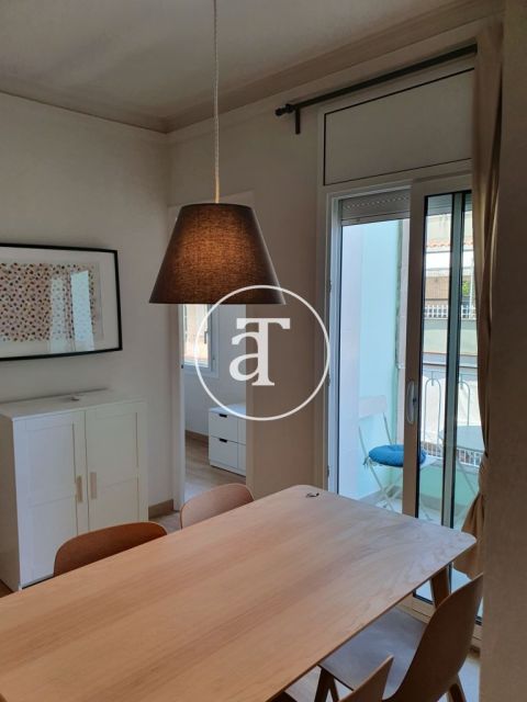 Comfortable and bright furnished apartment in Eixample Dreta 6