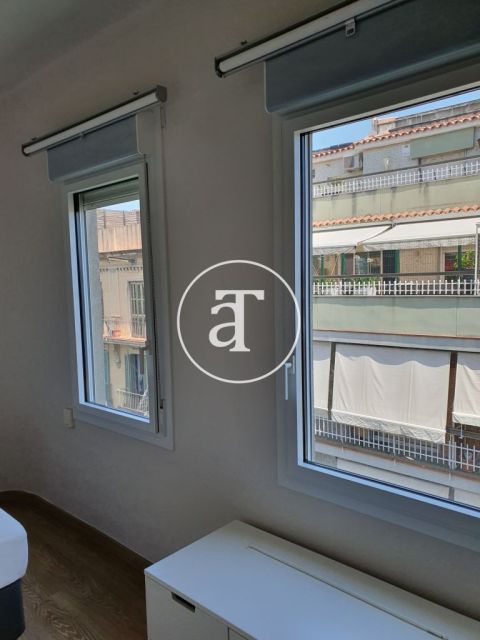 Comfortable and bright furnished apartment in Eixample Dreta 19