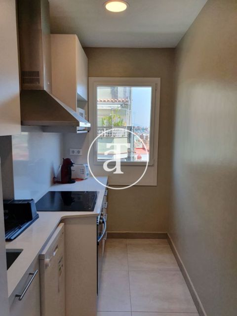 Comfortable and bright furnished apartment in Eixample Dreta 11
