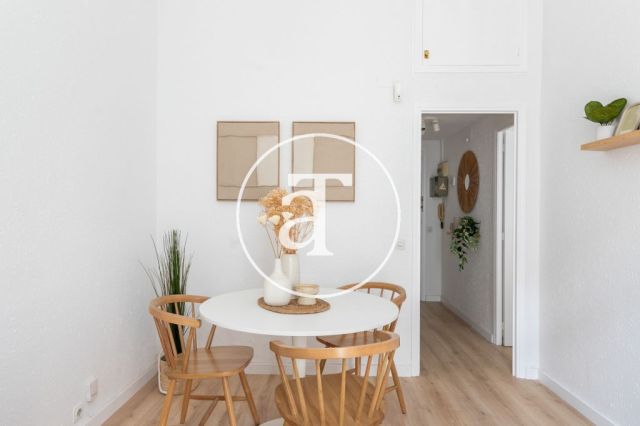 Monthly rental apartment with 1 double room in Eixample 4