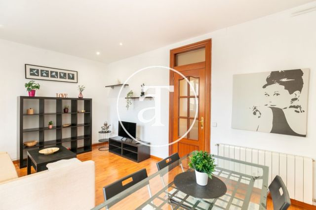 Monthly rental apartment with 2 double bedrooms near Hospital Clínic 5