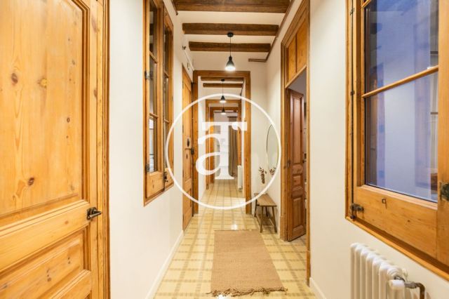 Appartement de 2 chambres à louer temporairement à Ciutat Vella 8