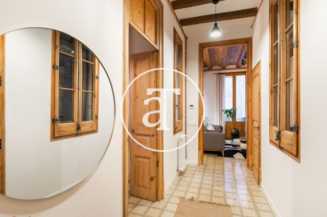 Appartement de 2 chambres à louer temporairement à Ciutat Vella 19