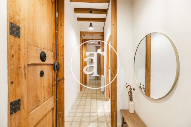 Appartement de 2 chambres à louer temporairement à Ciutat Vella 12