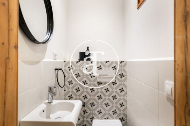 Appartement de 2 chambres à louer temporairement à Ciutat Vella 20
