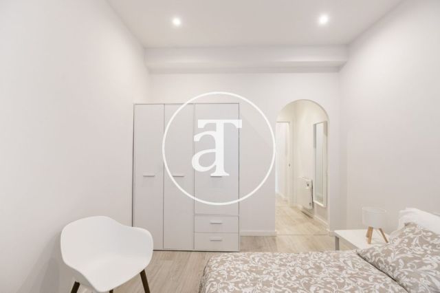 Appartement en location temporaire avec 2 chambres, balcon et terrasse, à deux pas des Ramblas et du Mercat de la Boqueria 21