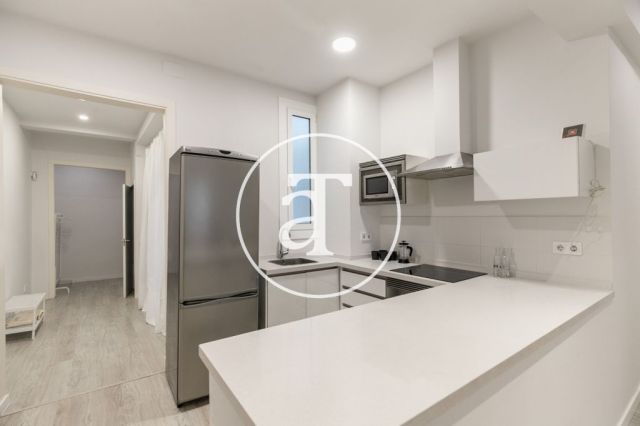 Appartement en location temporaire avec 2 chambres, balcon et terrasse, à deux pas des Ramblas et du Mercat de la Boqueria 15