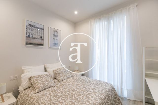 Appartement en location temporaire avec 2 chambres, balcon et terrasse, à deux pas des Ramblas et du Mercat de la Boqueria 18