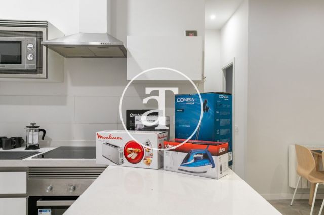 Appartement en location temporaire avec 2 chambres, balcon et terrasse, à deux pas des Ramblas et du Mercat de la Boqueria 16