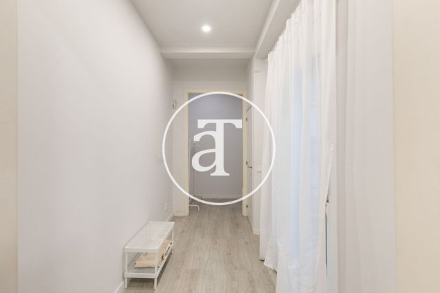 Appartement en location temporaire avec 2 chambres, balcon et terrasse, à deux pas des Ramblas et du Mercat de la Boqueria 14