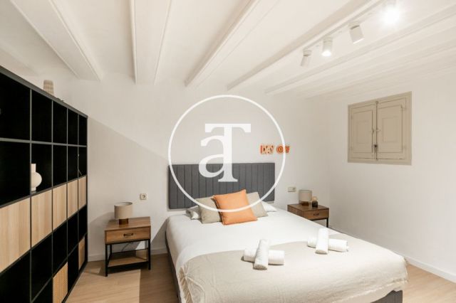 Piso de alquiler temporal de 1 habitación y 1 baño en Ciutat Vella 20