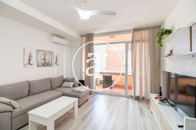 Location temporaire studio avec terrasse près de L'Illa Diagonal 4