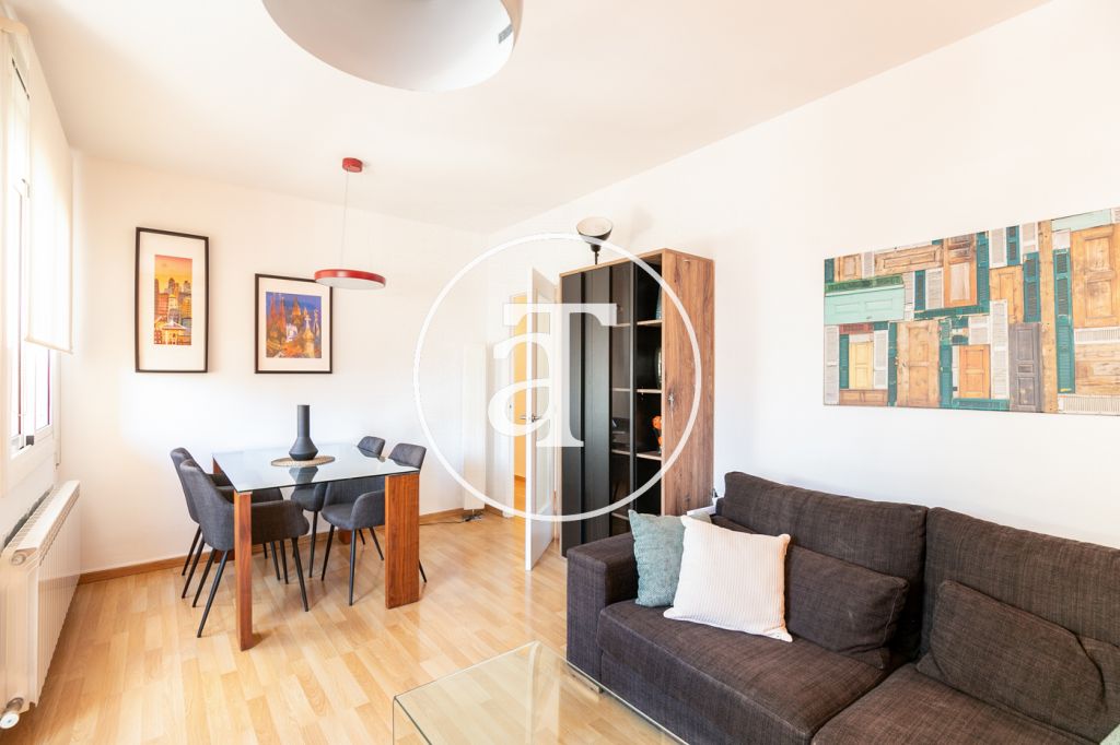 Appartement de 3 chambres à louer temporairement avec balcon à quelques mètres de l'hôpital Sant Pau.