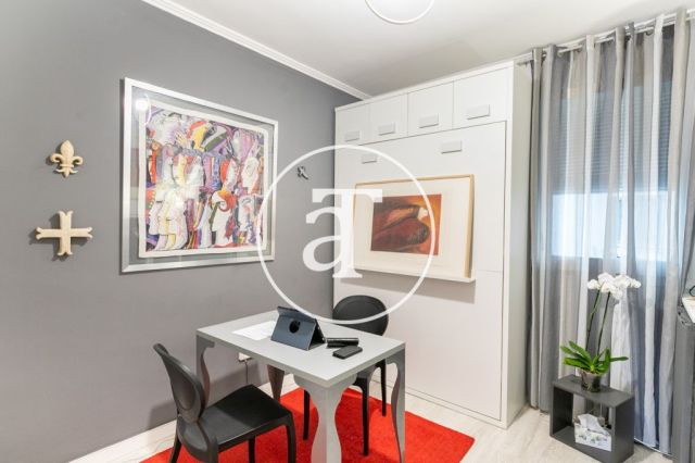 Location temporaire d'un appartement avec 1 chambre et studio à Gran Via de Les Corts Catalans 26