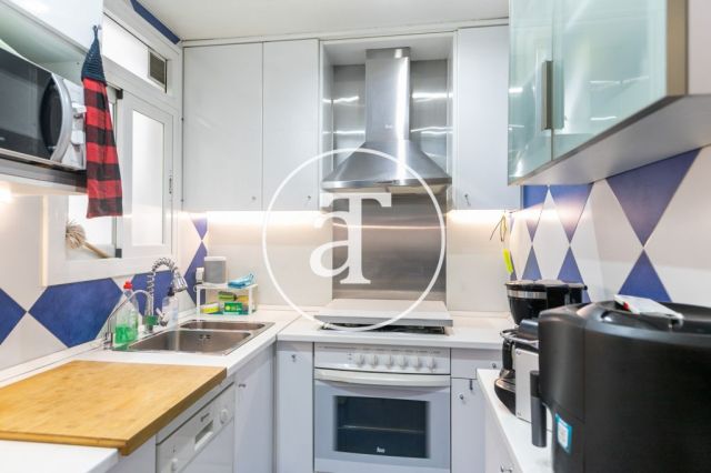 Location temporaire d'un appartement avec 1 chambre et studio à Gran Via de Les Corts Catalans 16