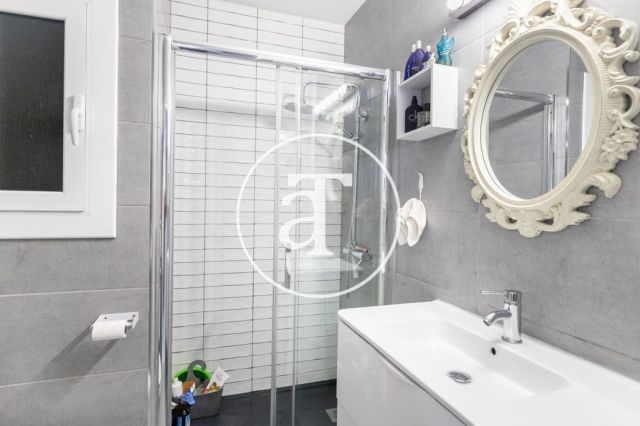 Location temporaire d'un appartement avec 1 chambre et studio à Gran Via de Les Corts Catalans 24