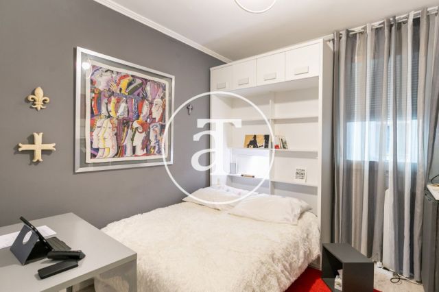 Location temporaire d'un appartement avec 1 chambre et studio à Gran Via de Les Corts Catalans 29