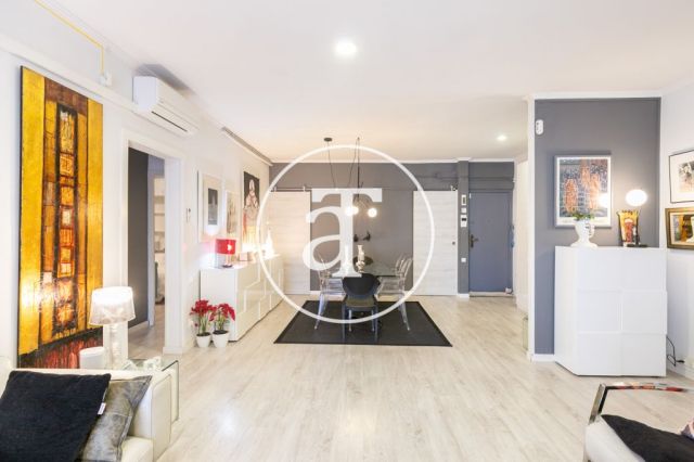 Location temporaire d'un appartement avec 1 chambre et studio à Gran Via de Les Corts Catalans 8