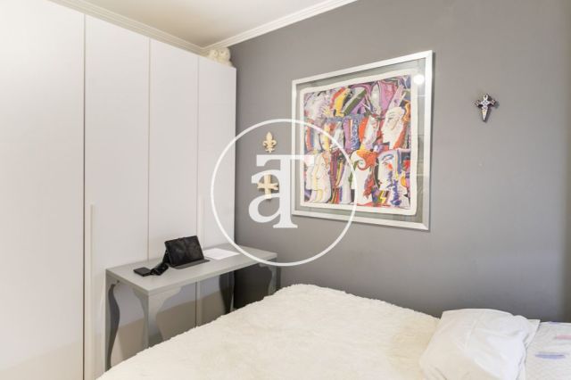 Location temporaire d'un appartement avec 1 chambre et studio à Gran Via de Les Corts Catalans 30