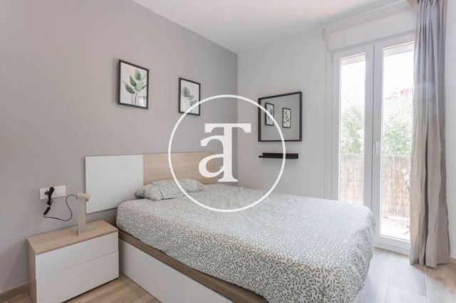 Piso de alquiler temporal de 3 habitaciones dobles, 1 baño y terraza en el barrio de Les Corts 16
