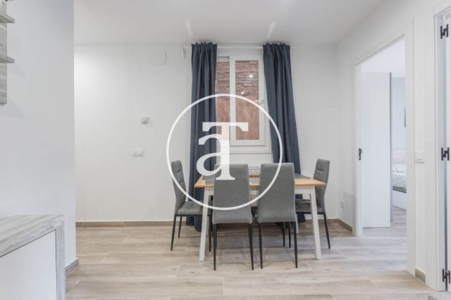 Piso de alquiler temporal de 3 habitaciones dobles, 1 baño y terraza en el barrio de Les Corts 5