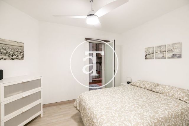 Piso de alquiler temporal de 2 habitaciones y 2 baños con terraza a pasos de La Sagrada Família 24