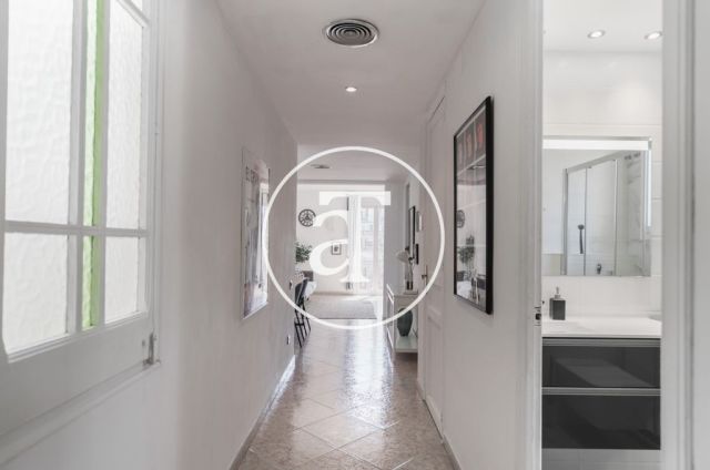 Appartement de location temporaire de 2 chambres, 1 salle de bain et balcon avec vue sur la Sagrada Família 24