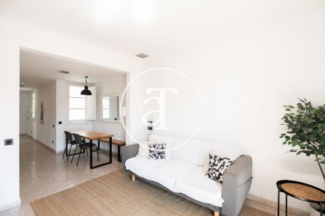 Appartement de location temporaire de 2 chambres, 1 salle de bain et balcon avec vue sur la Sagrada Família 8