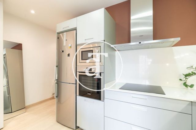 Appartement en location temporaire avec 1 chambre, 1 salle de bains et balcon dans l'Eixample 11