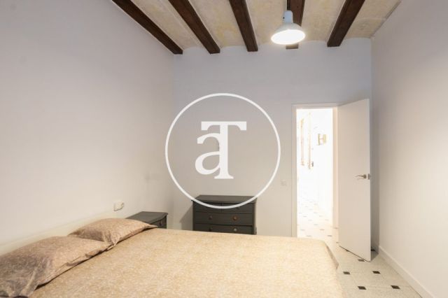 Appartement à louer temporairement avec 3 chambres et 2 salles de bains à deux pas du théâtre Liceu 14