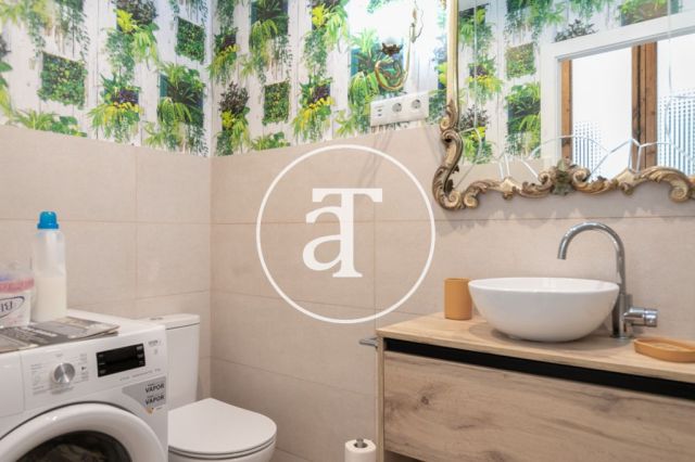 Appartement à louer temporairement avec 3 chambres et 2 salles de bains à deux pas du théâtre Liceu 16