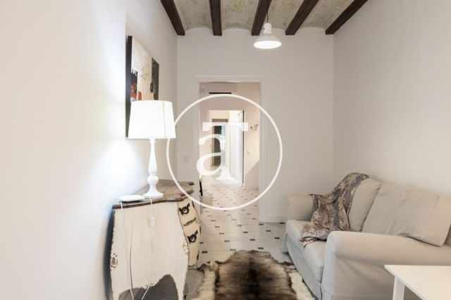 Appartement à louer temporairement avec 3 chambres et 2 salles de bains à deux pas du théâtre Liceu 7