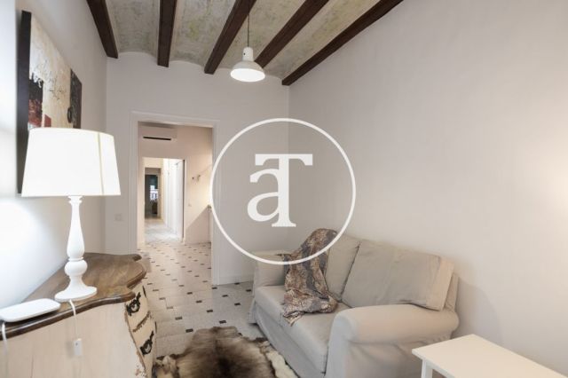 Appartement à louer temporairement avec 3 chambres et 2 salles de bains à deux pas du théâtre Liceu 6