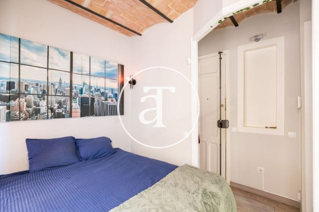 Appartement 1 chambre à louer pour une durée déterminée, avec balcons donnant sur la mer et la ville 15
