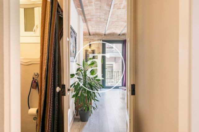 Appartement 1 chambre à louer pour une durée déterminée, avec balcons donnant sur la mer et la ville 14