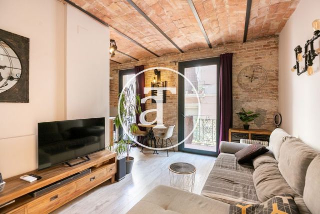 Appartement 1 chambre à louer pour une durée déterminée, avec balcons donnant sur la mer et la ville