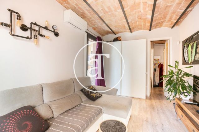 Appartement 1 chambre à louer pour une durée déterminée, avec balcons donnant sur la mer et la ville 6
