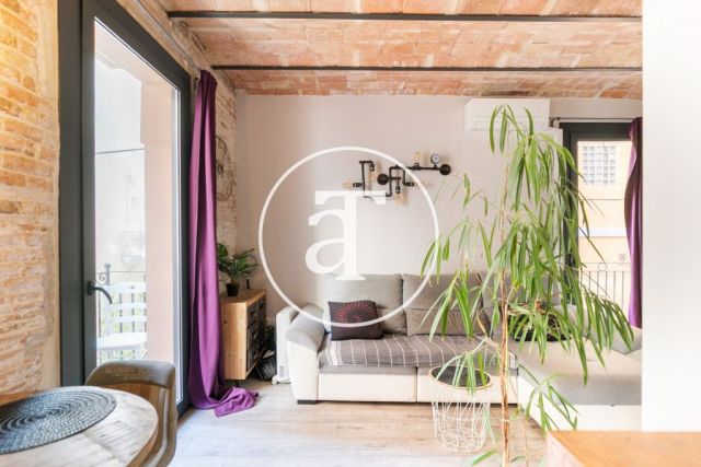 Appartement 1 chambre à louer pour une durée déterminée, avec balcons donnant sur la mer et la ville 12