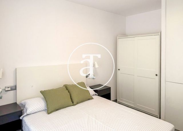 Appartement à louer temporairement avec 2 chambres et 1 salle de bain à Barceloneta 4