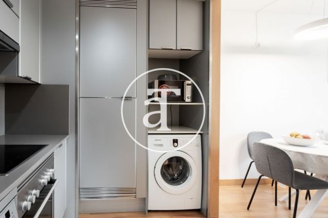 Monthly rental apartment with 2 bedrooms and 2 bathrooms in Sant Martí 11