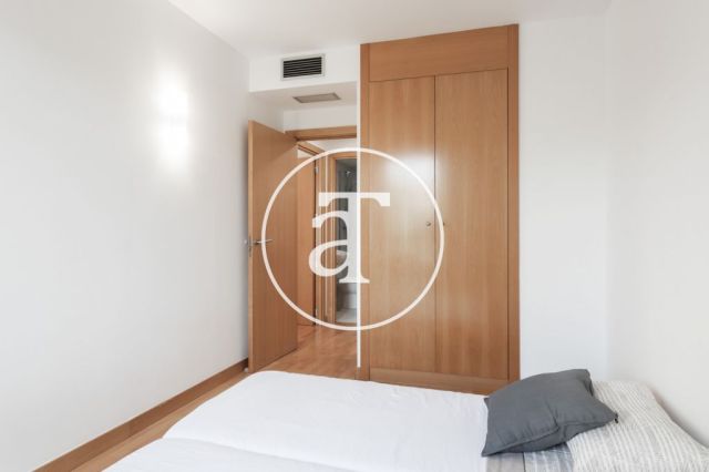 Monthly rental apartment with 2 bedrooms and 2 bathrooms in Sant Martí 25