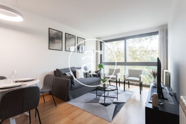 Monthly rental apartment with 2 bedrooms and 2 bathrooms in Sant Martí