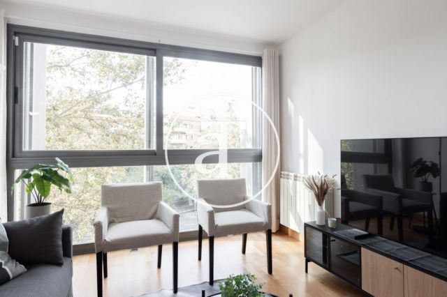 Monthly rental apartment with 2 bedrooms and 2 bathrooms in Sant Martí 4