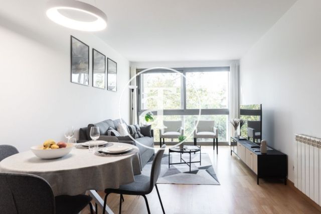 Monthly rental apartment with 2 bedrooms and 2 bathrooms in Sant Martí 6