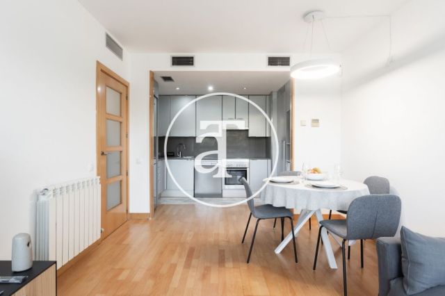 Monthly rental apartment with 2 bedrooms and 2 bathrooms in Sant Martí 8