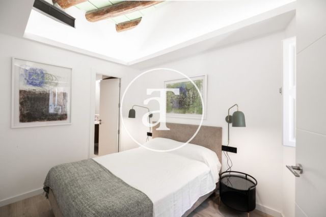 Appartement de location mensuelle de 2 chambres et 2 salles de bain à Ciutat Vella 13