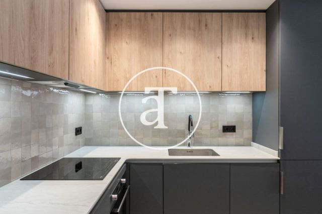 Appartement de location mensuelle de 2 chambres et 2 salles de bain à Ciutat Vella 11